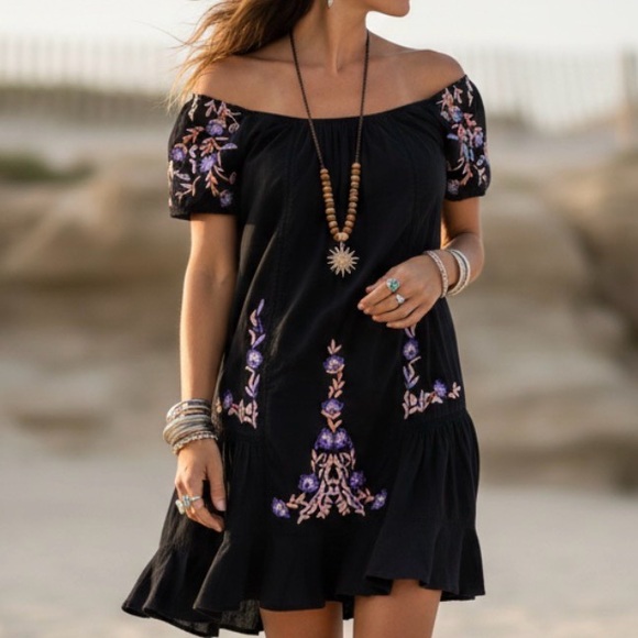 Free People Dresses & Skirts - Free People Elegant Black Floral Embroidered Off Shoulder Dress